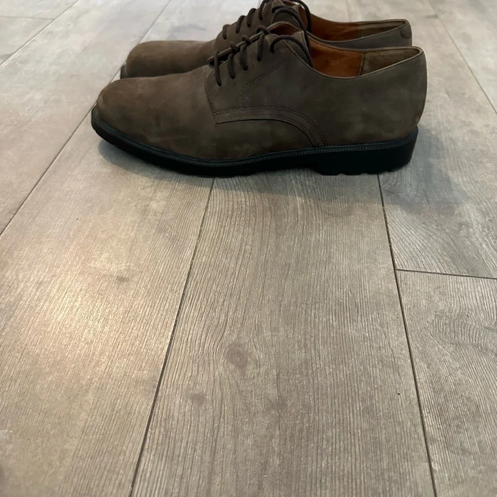 Trader Bay brown genuine